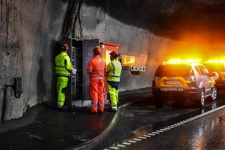 Elektroinspeksjon i tunnel.